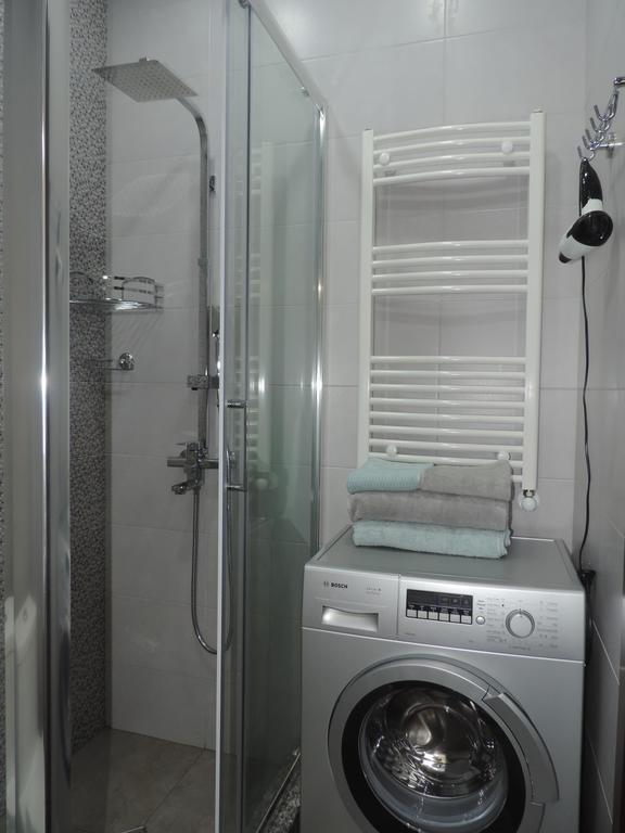 Tamara Apartment Takaishvili 3 บาทูมิ ภายนอก รูปภาพ
